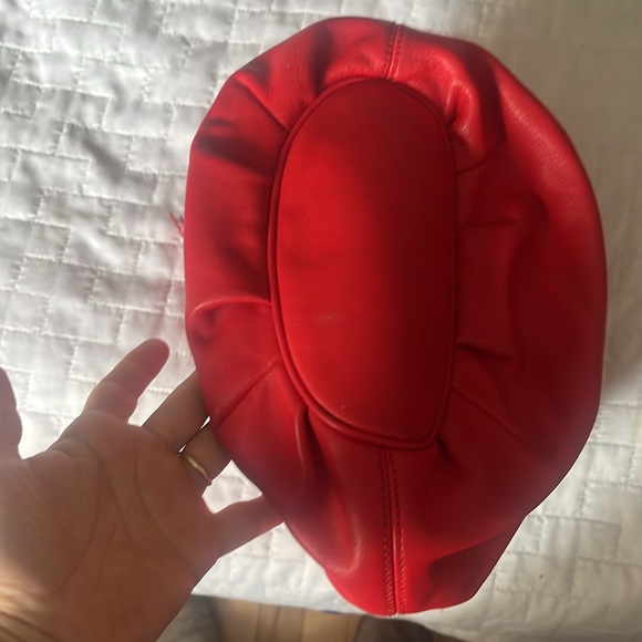 Bright red leather Michael Kors shoulder bag - Picture 2 of 4